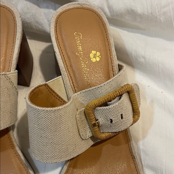 Tommy Bahama Trista Linen Block Heel Sandals 8.5 Nautical Coastal Buckle summer - Picture 3 of 9